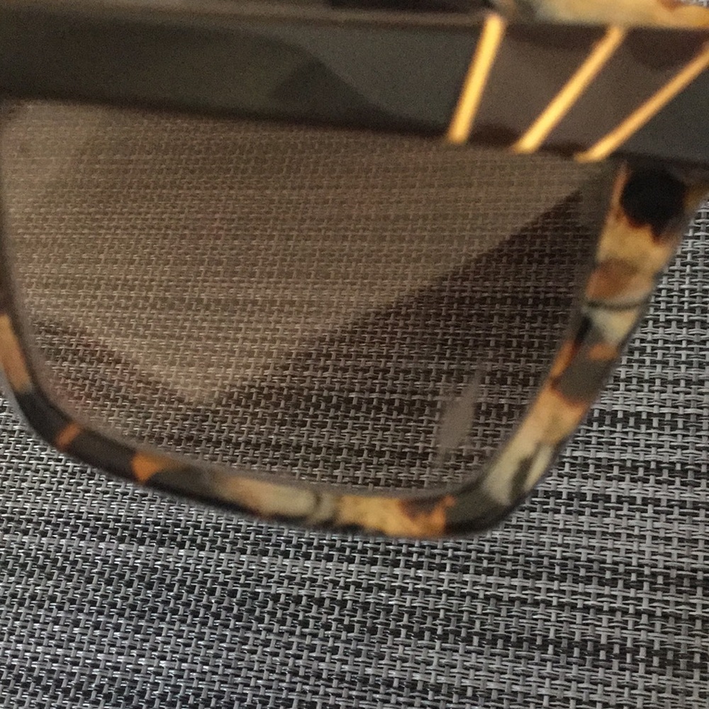 EUC Dolce and Gabbana Sunglasses - Picture 7 of 8